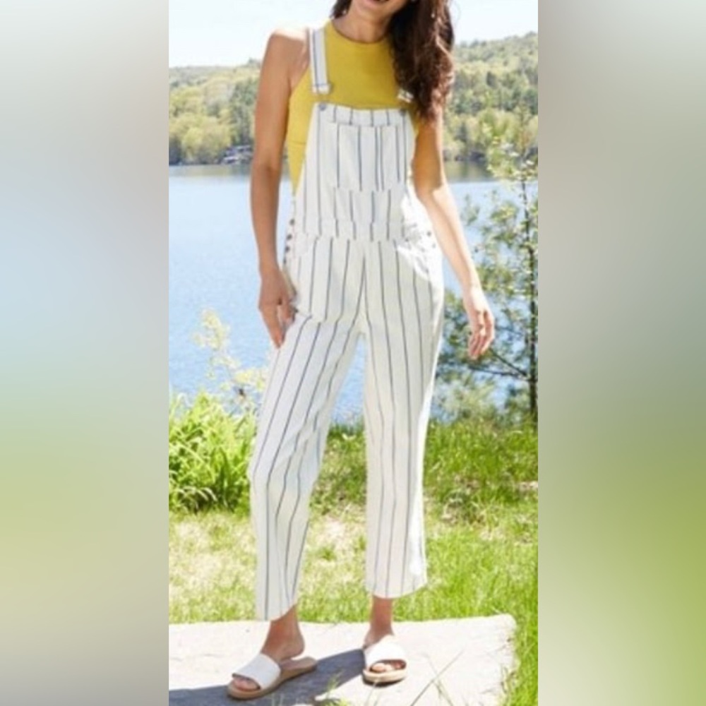 Universal threads overalls(18)